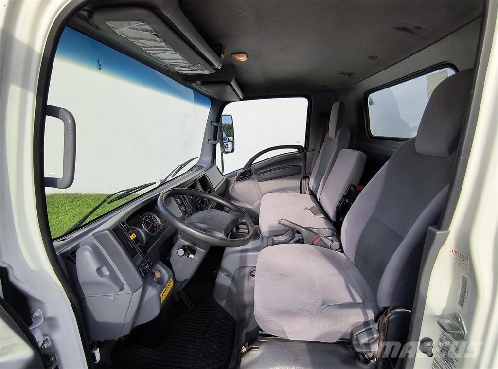 Isuzu NQR Camiões de caixa fechada