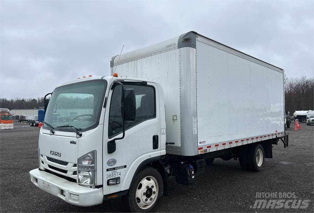 Isuzu NQR Camiões de caixa fechada