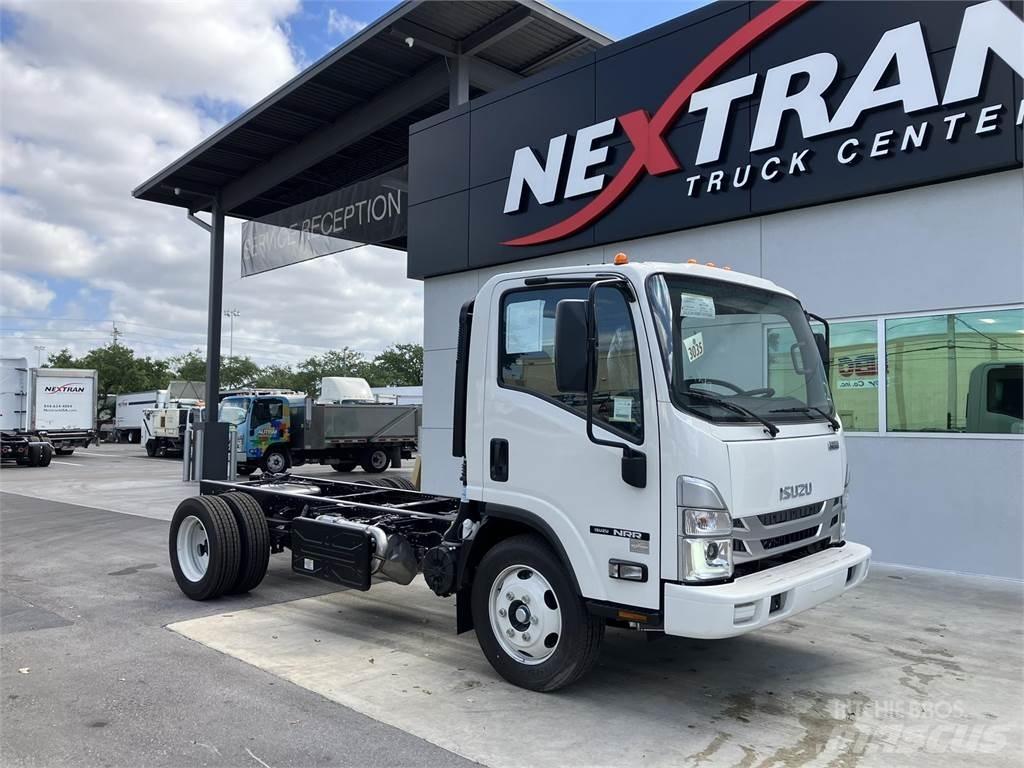 Isuzu NRR-3U454 Camiões de chassis e cabine