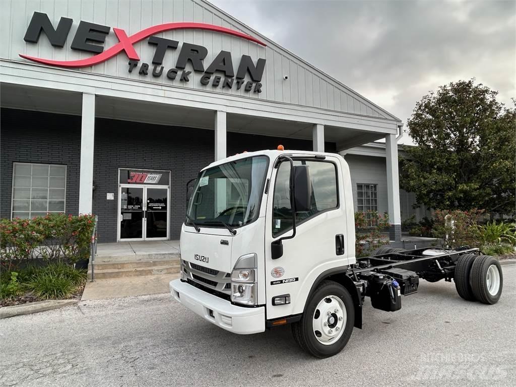 Isuzu NRR-3U454 Camiões de chassis e cabine
