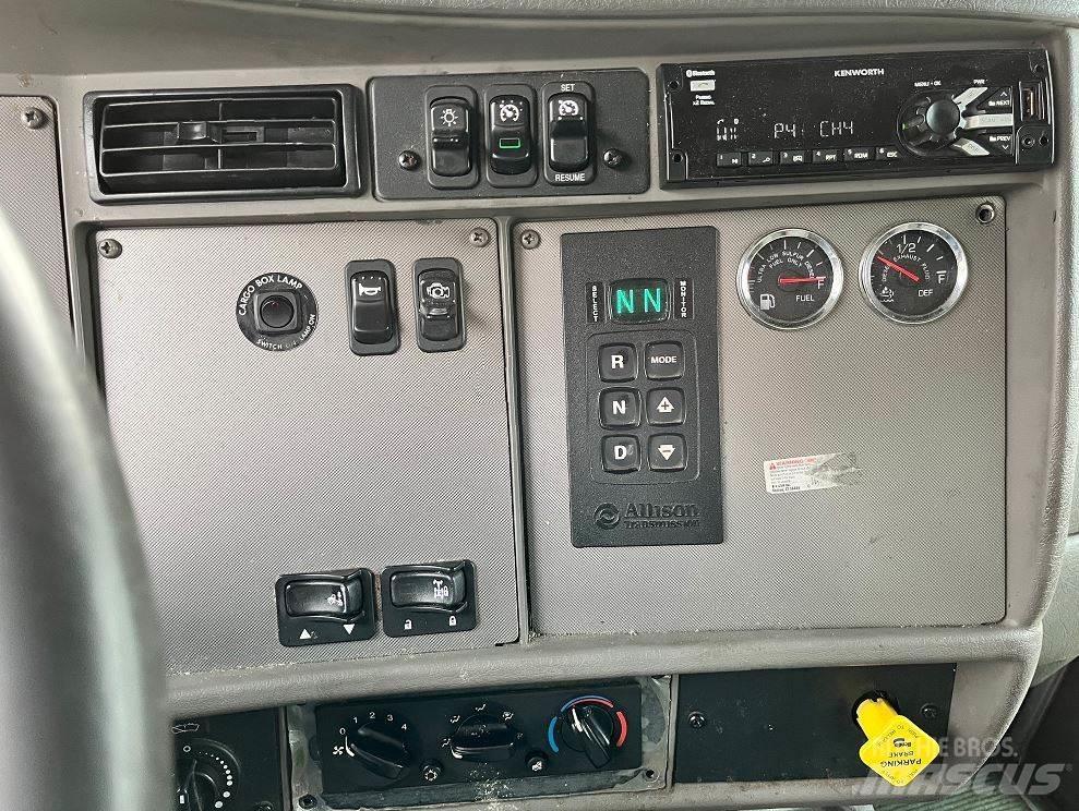 Kenworth T370 Camiões de caixa fechada