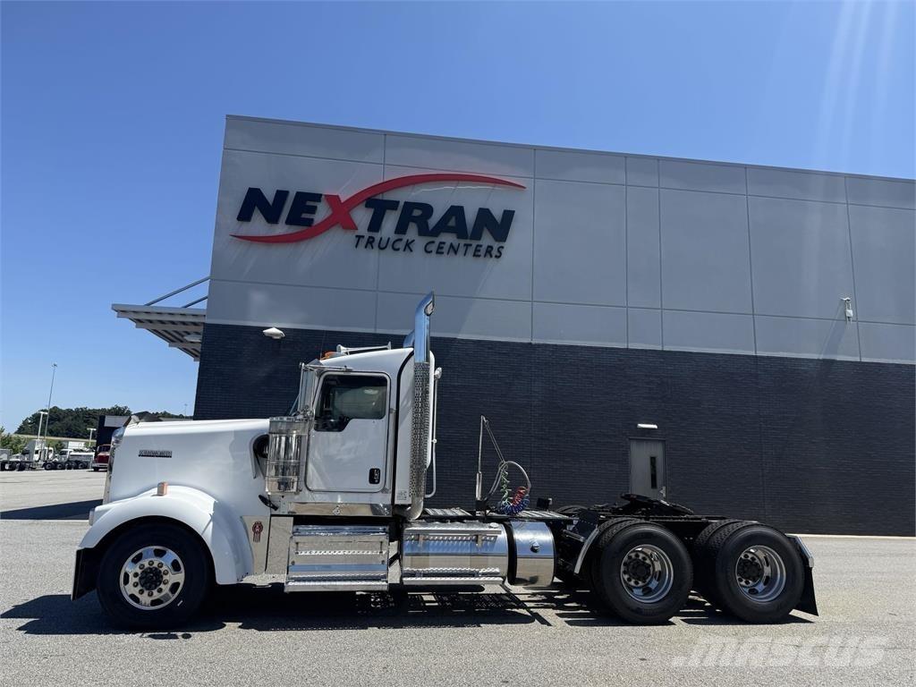 Kenworth W900 Tractores (camiões)