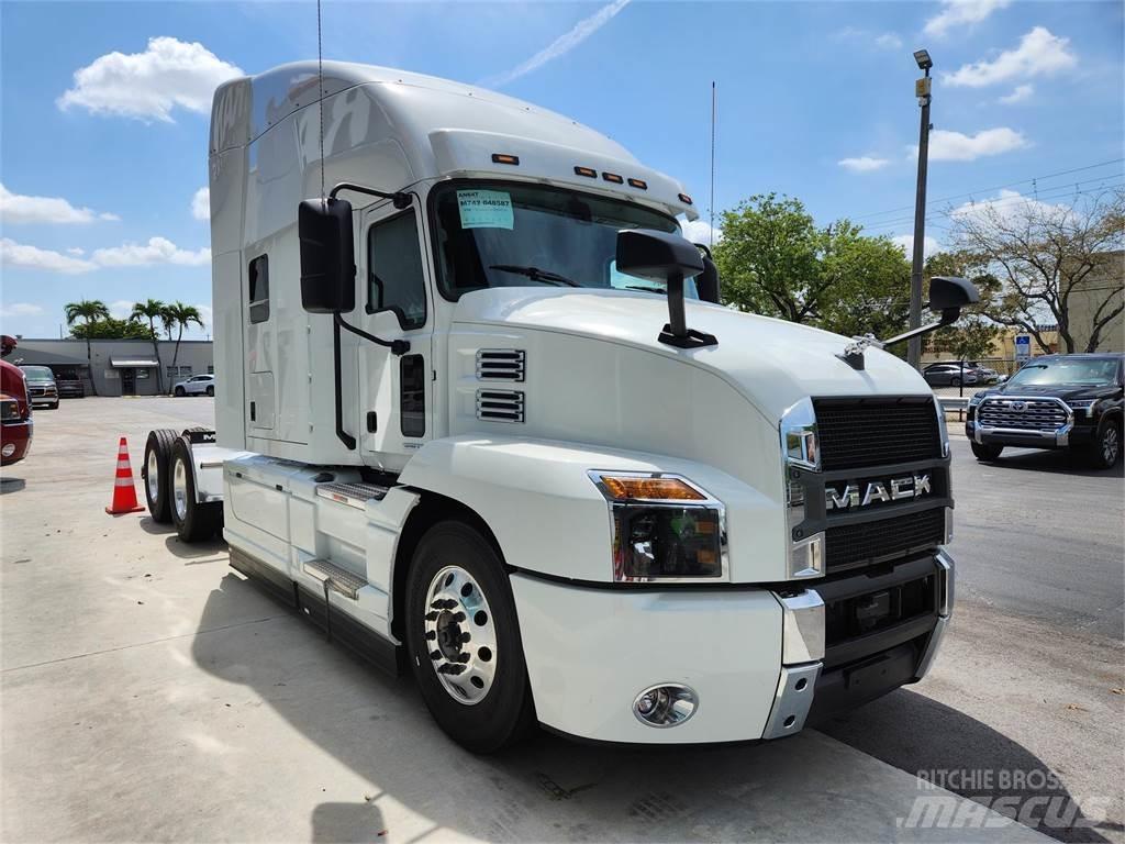 Mack AN64T Tractores (camiões)
