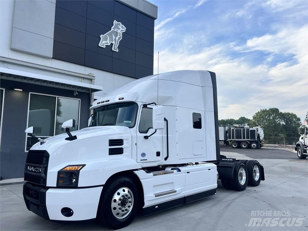 Mack AN64T Tractores (camiões)