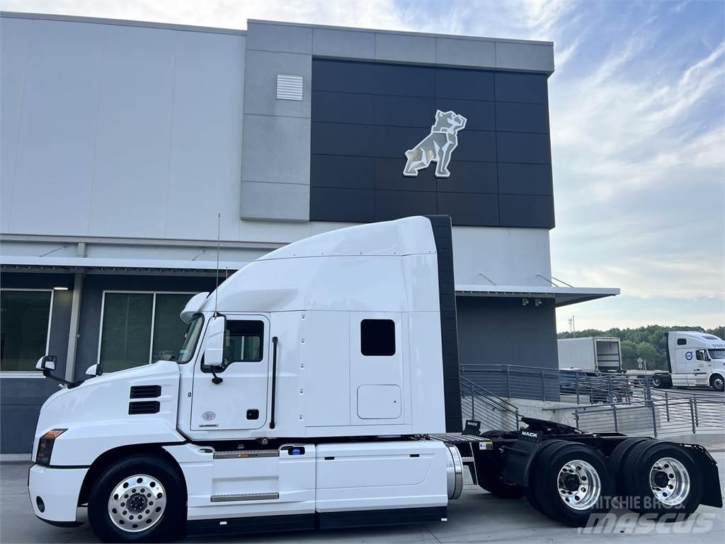 Mack AN64T Tractores (camiões)