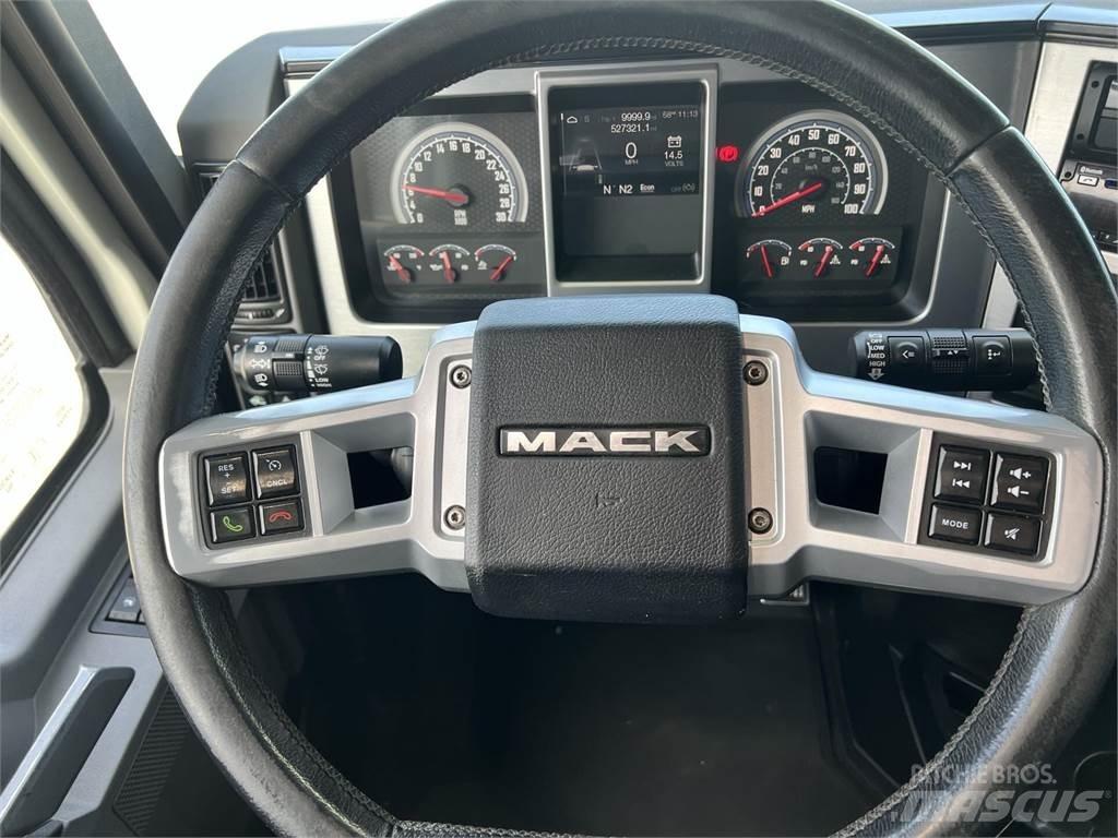 Mack AN64T Tractores (camiões)