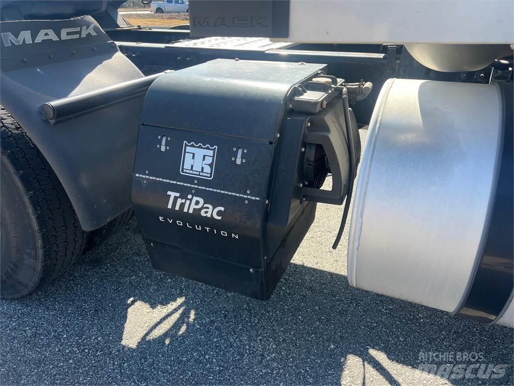 Mack AN64T Tractores (camiões)