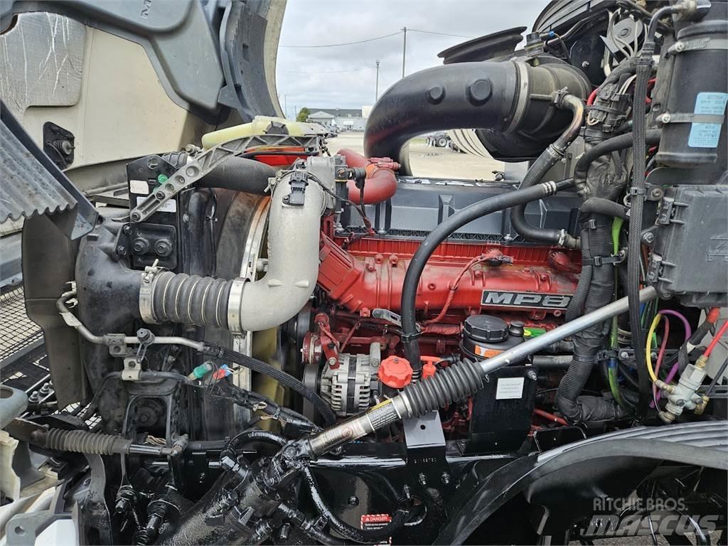 Mack AN64T Tractores (camiões)