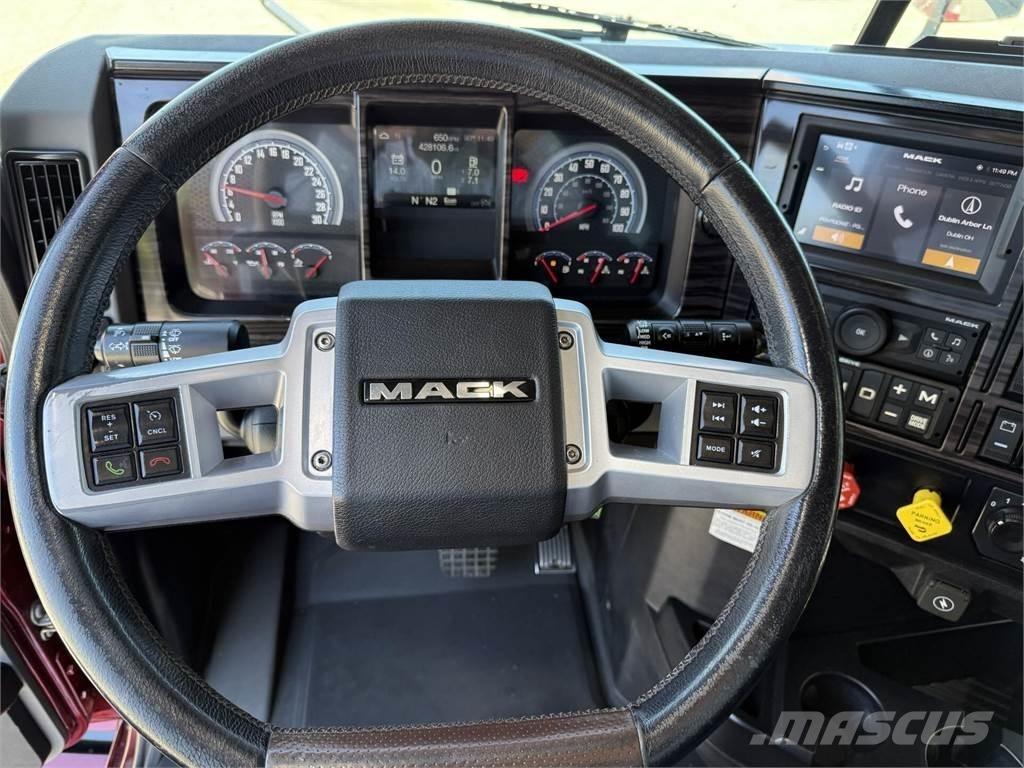 Mack AN64T Tractores (camiões)