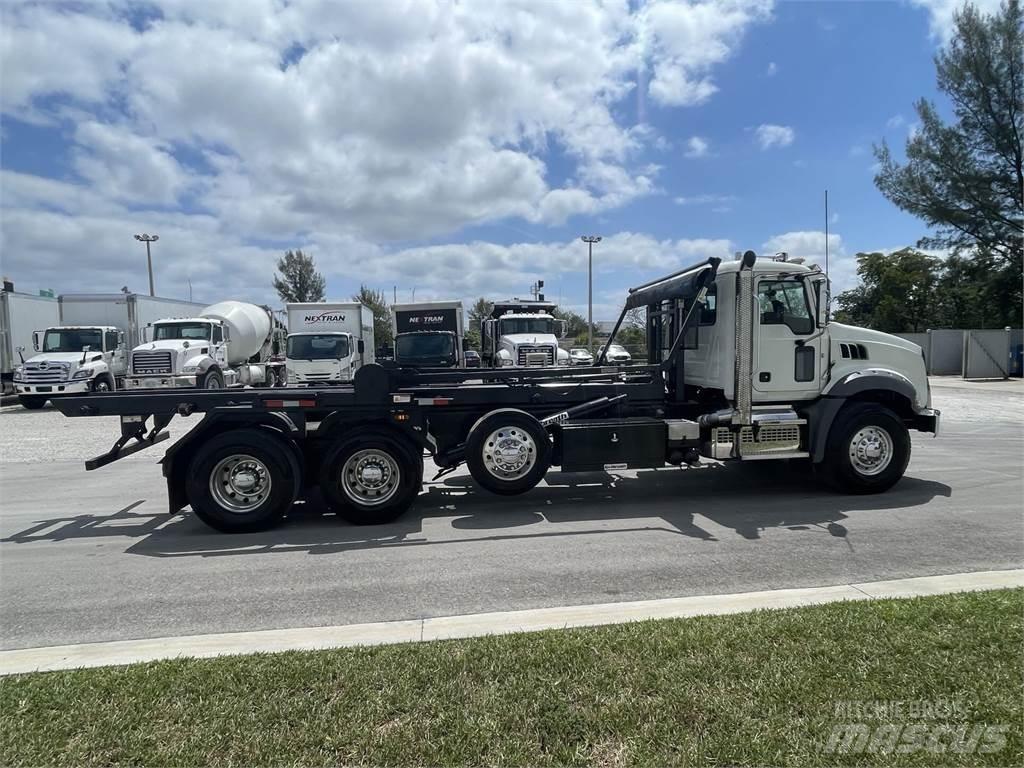 Mack GR64B Tractores (camiões)