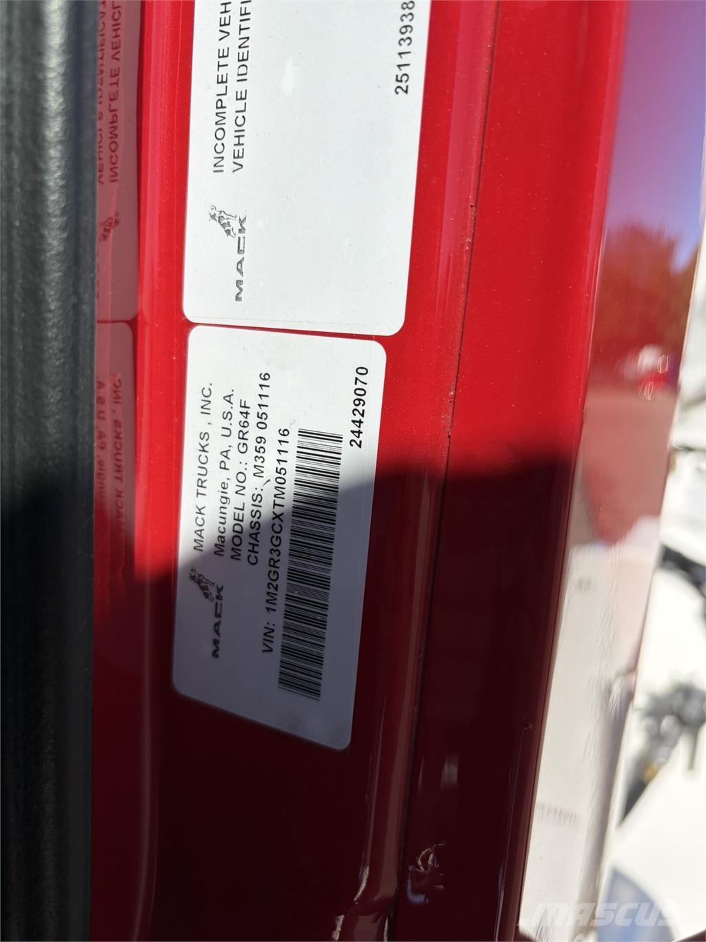 Mack GR64FR Camiões de betão