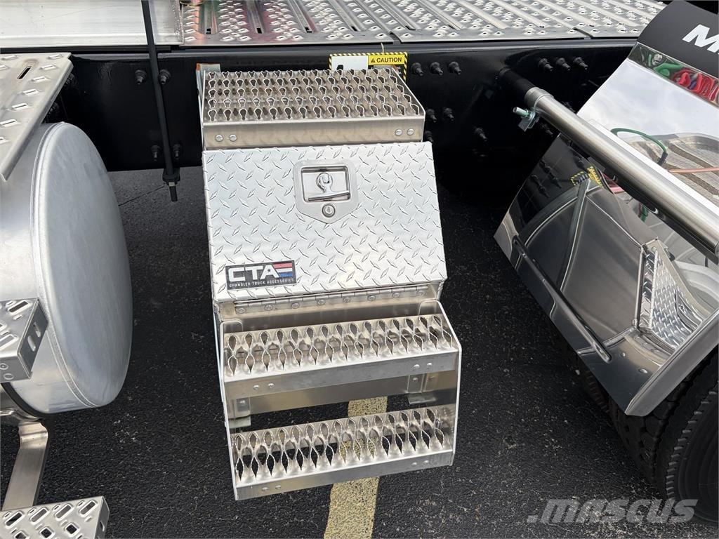 Mack GR64FT Tractores (camiões)