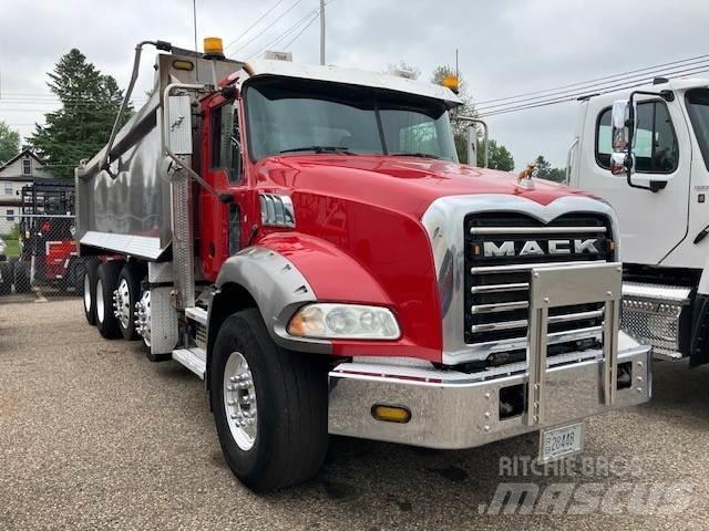 Mack GU800 Camiões de chassis e cabine