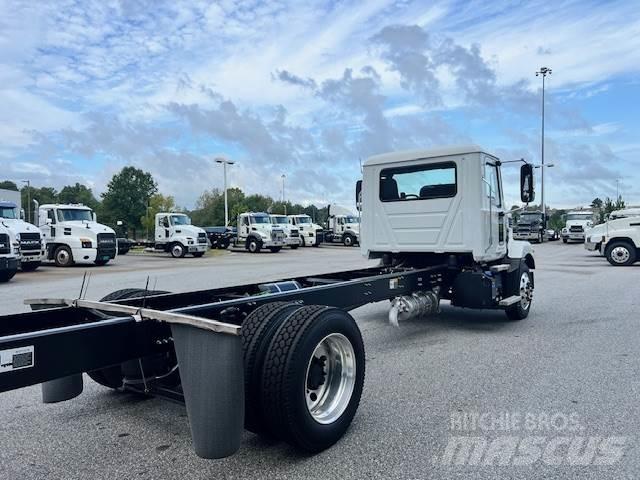 Mack MD6 42R Camiões de chassis e cabine