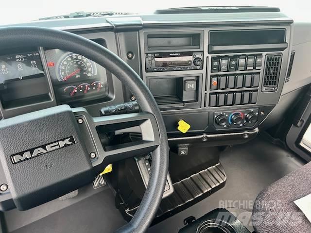Mack MD6 42R Camiões de chassis e cabine