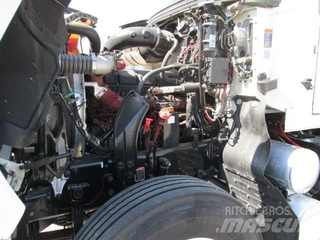 Mack PI64T Tractores (camiões)