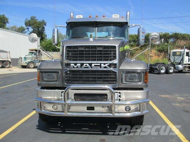 Mack PI64T Tractores (camiões)