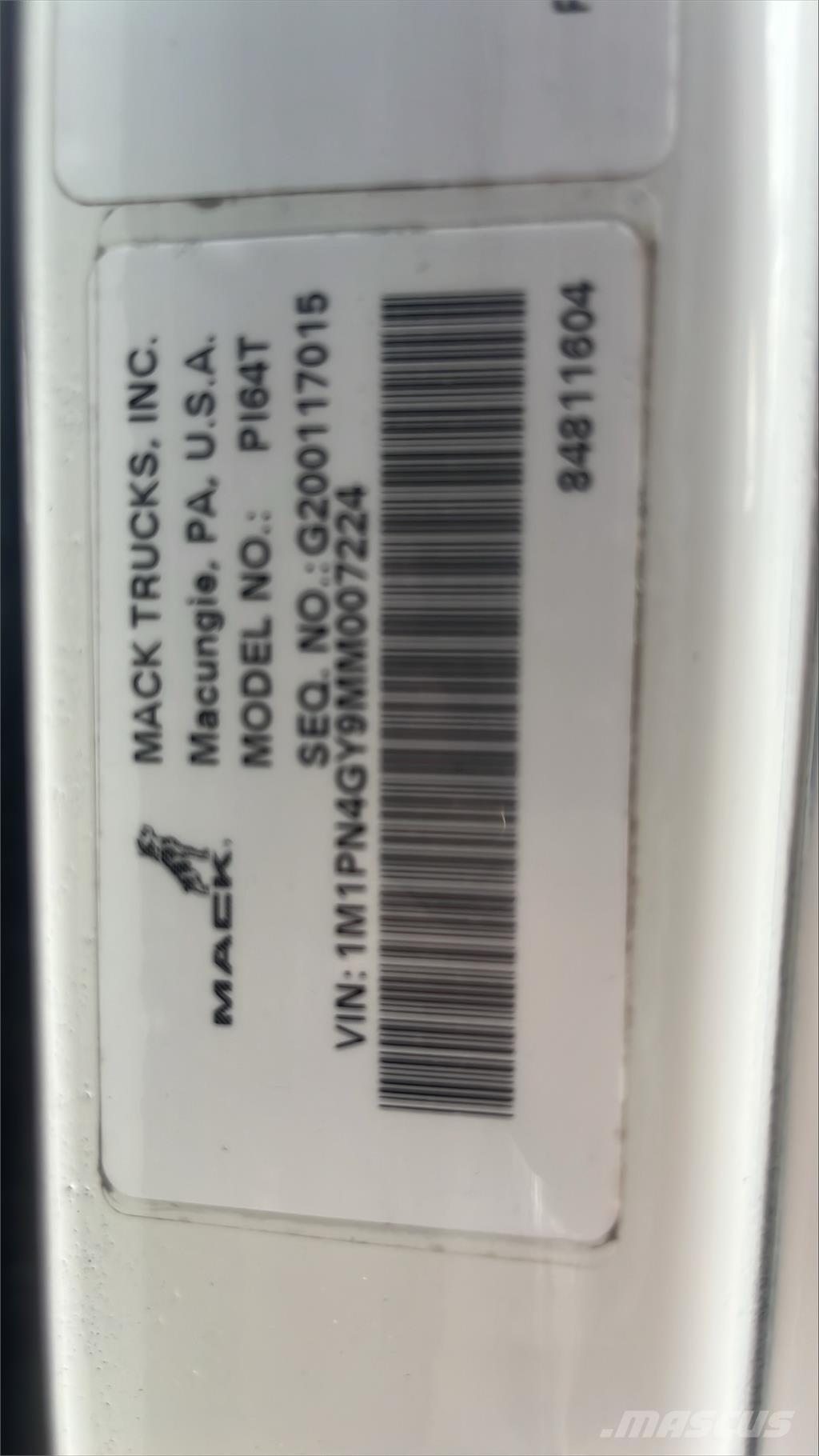 Mack PI64T Tractores (camiões)