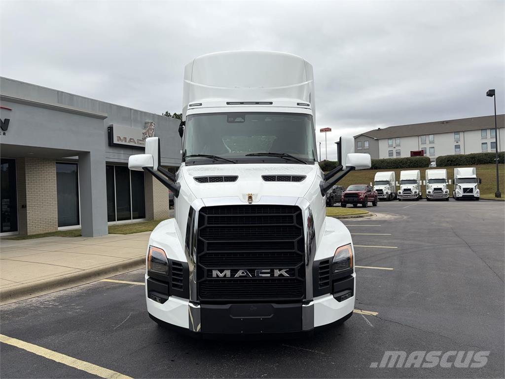 Mack PR64T Tractores (camiões)