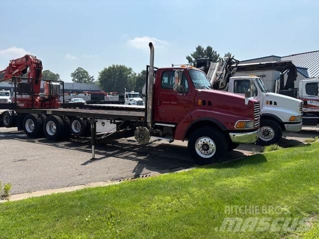 Sterling TRUCK LT9522 Tractores (camiões)