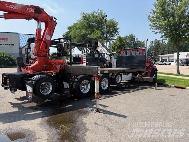 Sterling TRUCK LT9522 Tractores (camiões)