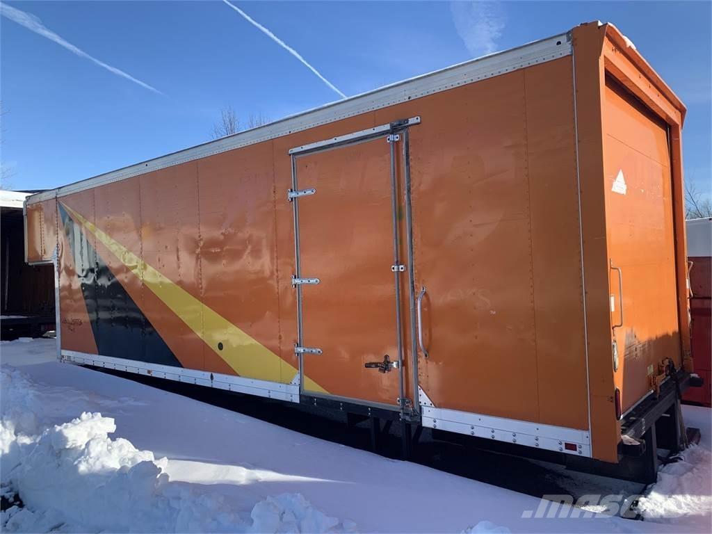  Used Box 26 Foot Outros Camiões