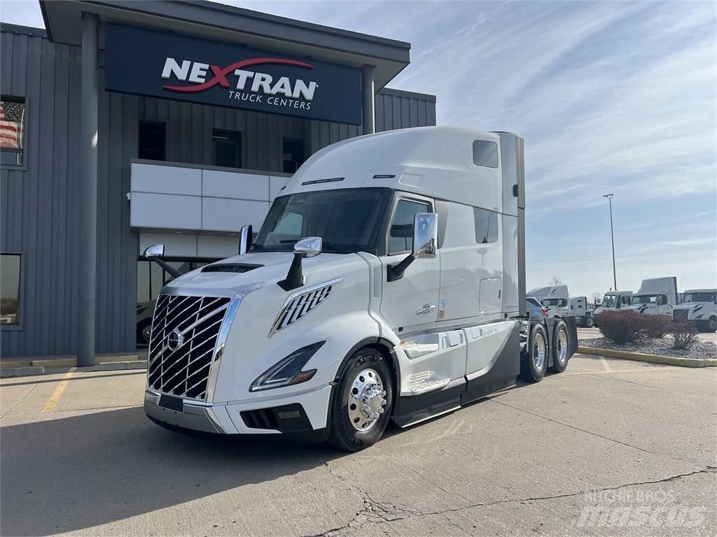 Volvo NEW VNL860 Tractores (camiões)