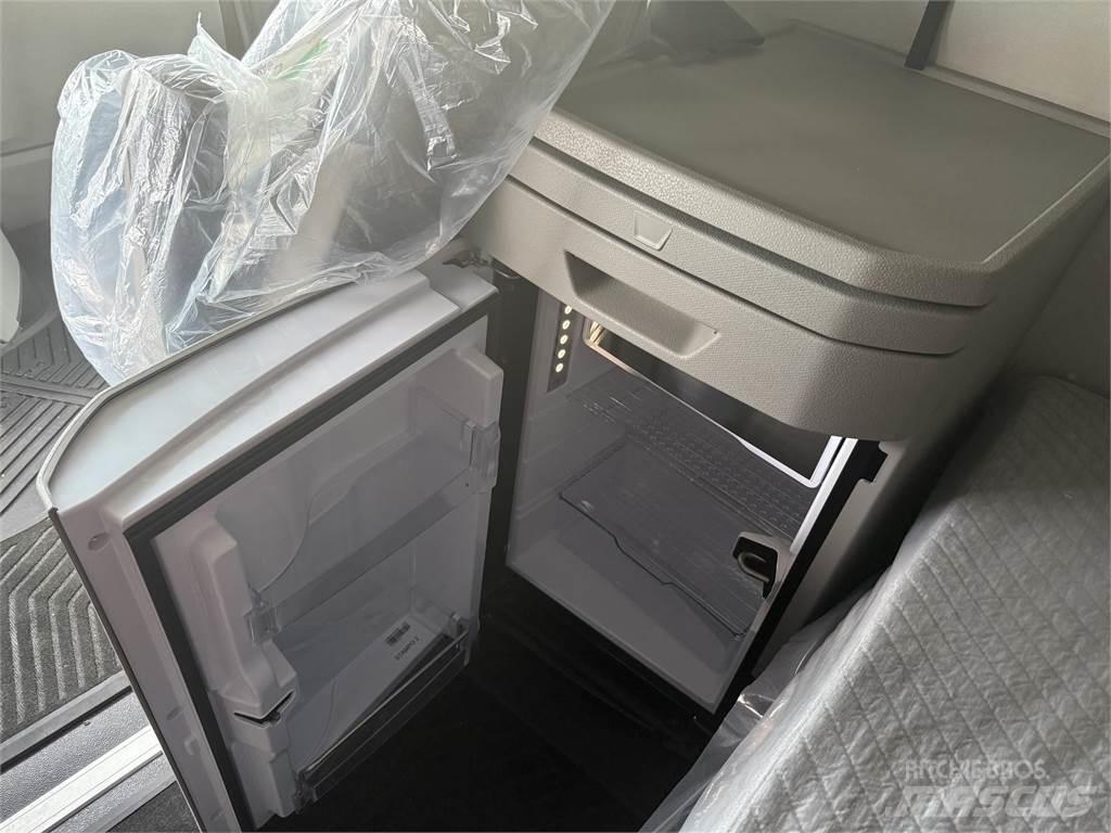 Volvo NEW VNL860 Tractores (camiões)