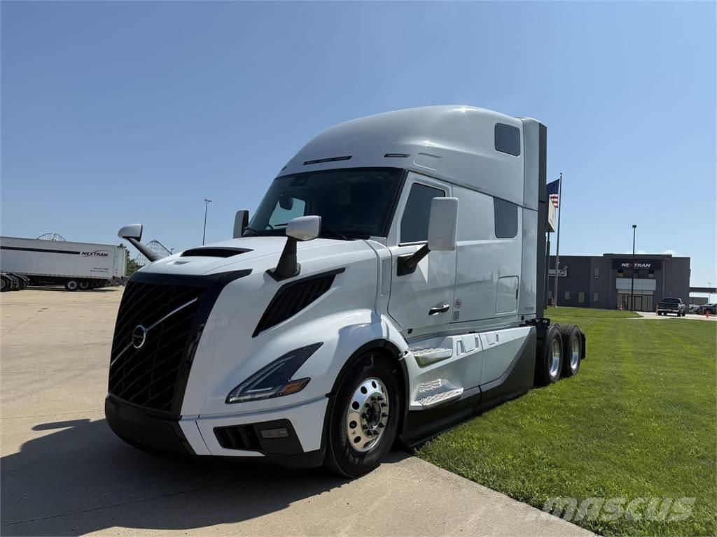 Volvo NEW VNL860 Tractores (camiões)
