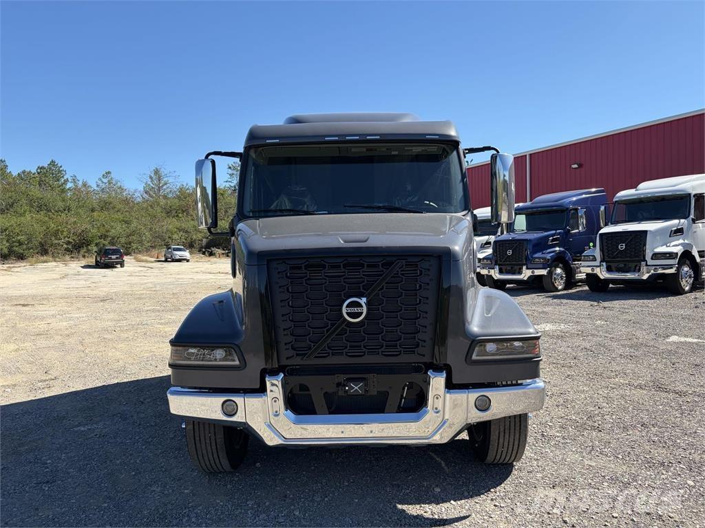 Volvo VAH64600 Camiões Ampliroll