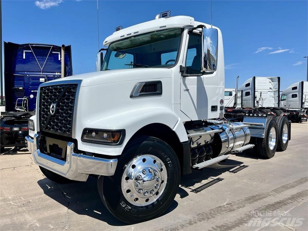 Volvo VHD64FT300 Tractores (camiões)