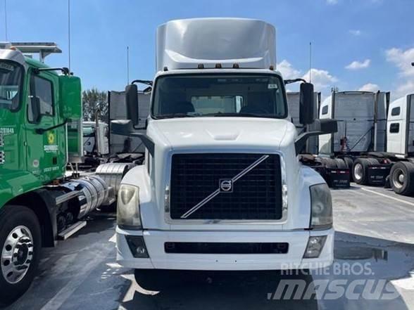 Volvo VNL42T Tractores (camiões)