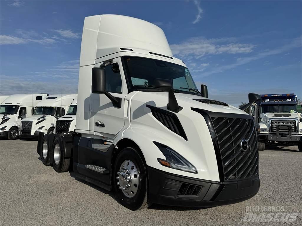 Volvo VNL64T300 Tractores (camiões)