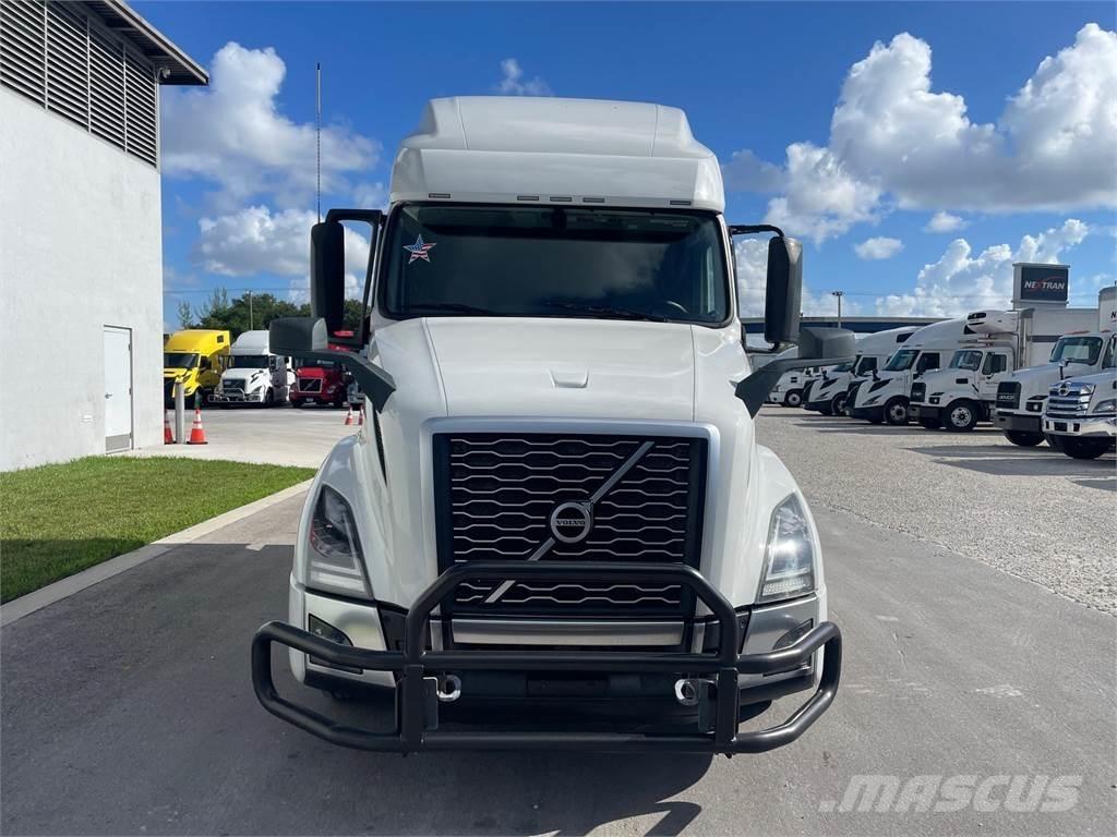 Volvo VNL64T760 Tractores (camiões)