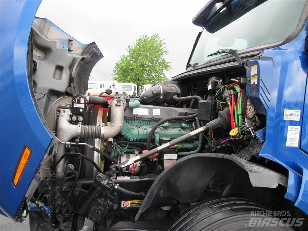 Volvo VNL64T760 Tractores (camiões)