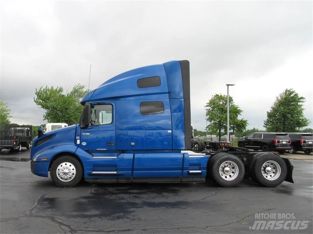 Volvo VNL64T760 Tractores (camiões)