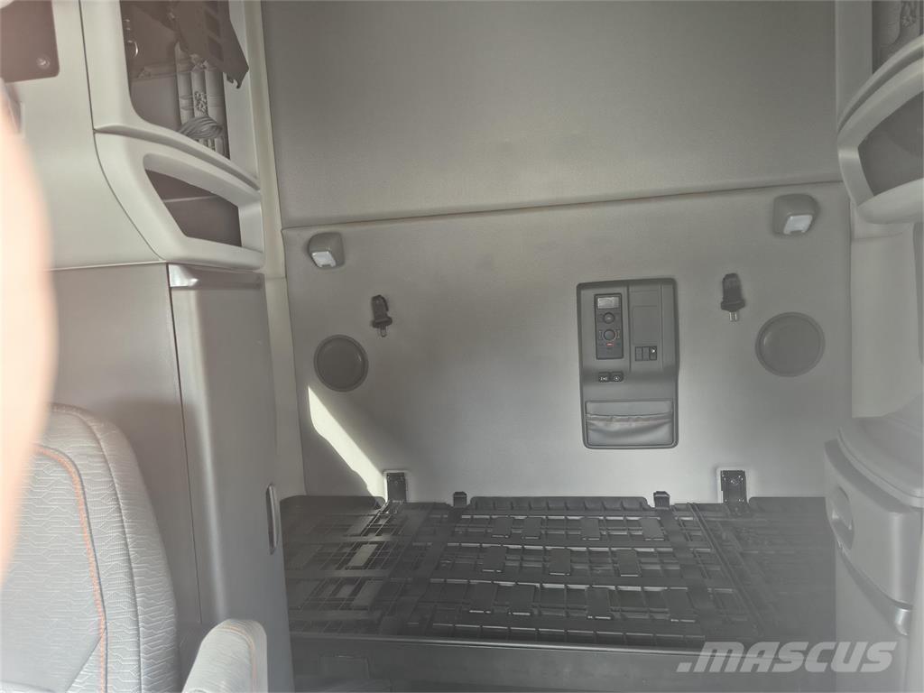 Volvo VNL64T760 Tractores (camiões)