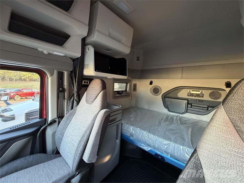 Volvo VNL64T840 Tractores (camiões)