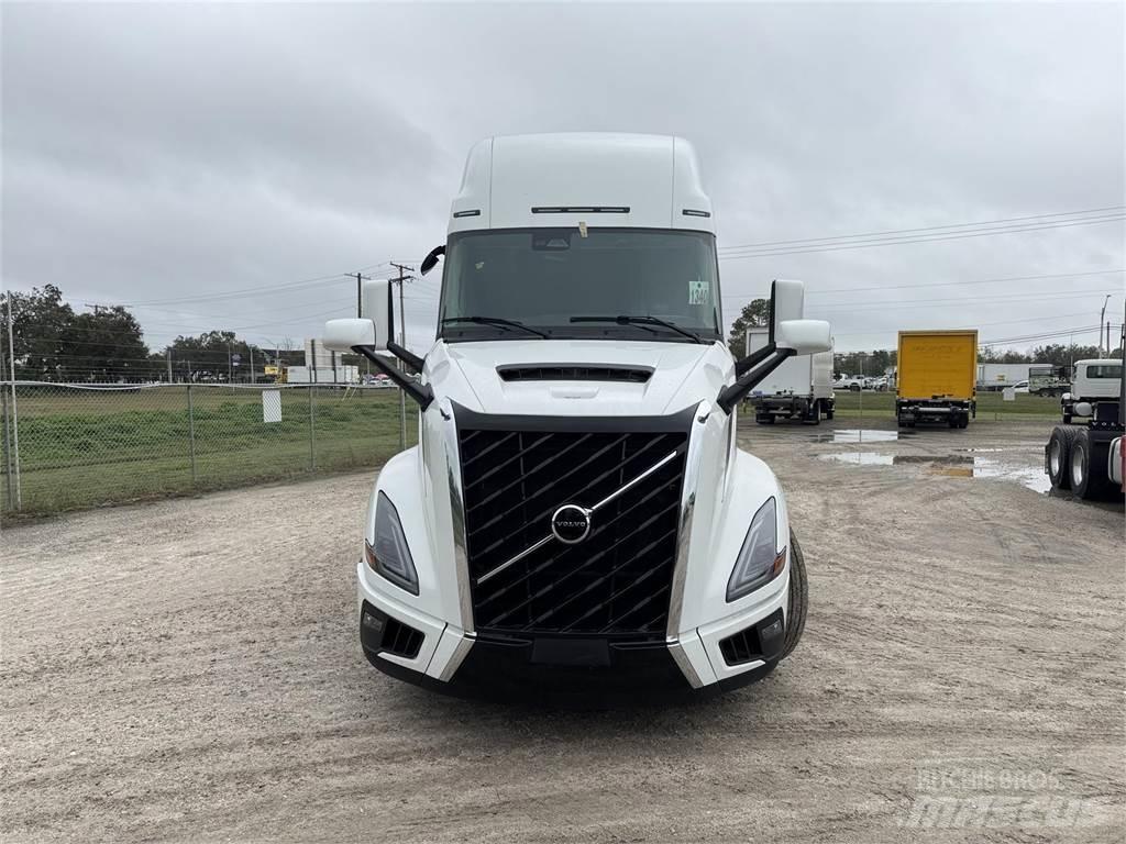 Volvo VNL64T860 Tractores (camiões)
