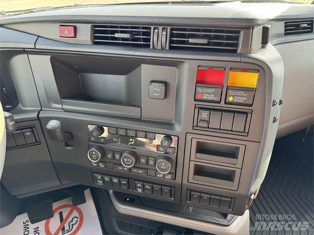 Volvo VNL64T860 Tractores (camiões)