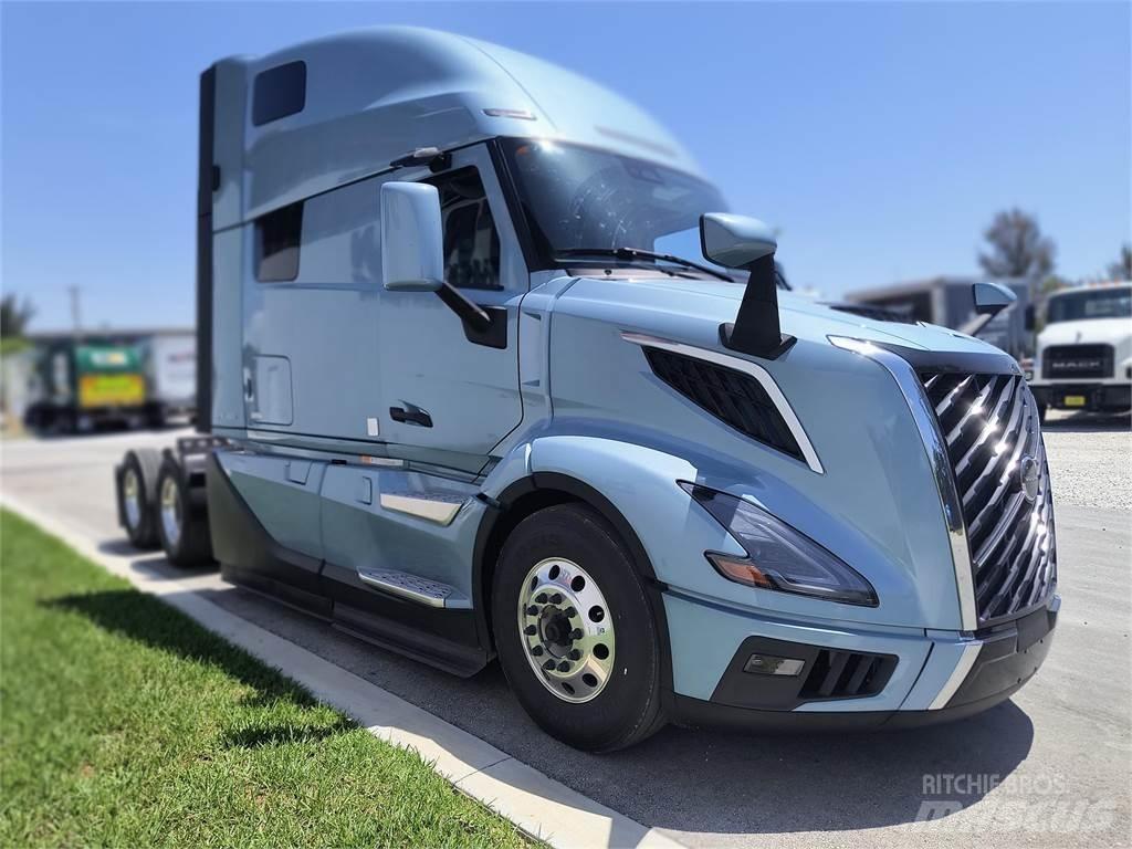 Volvo VNL64T860 Tractores (camiões)