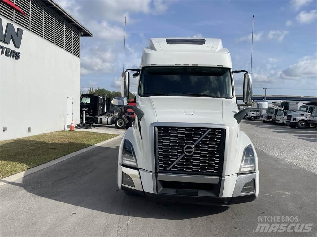 Volvo VNL64T860 Tractores (camiões)