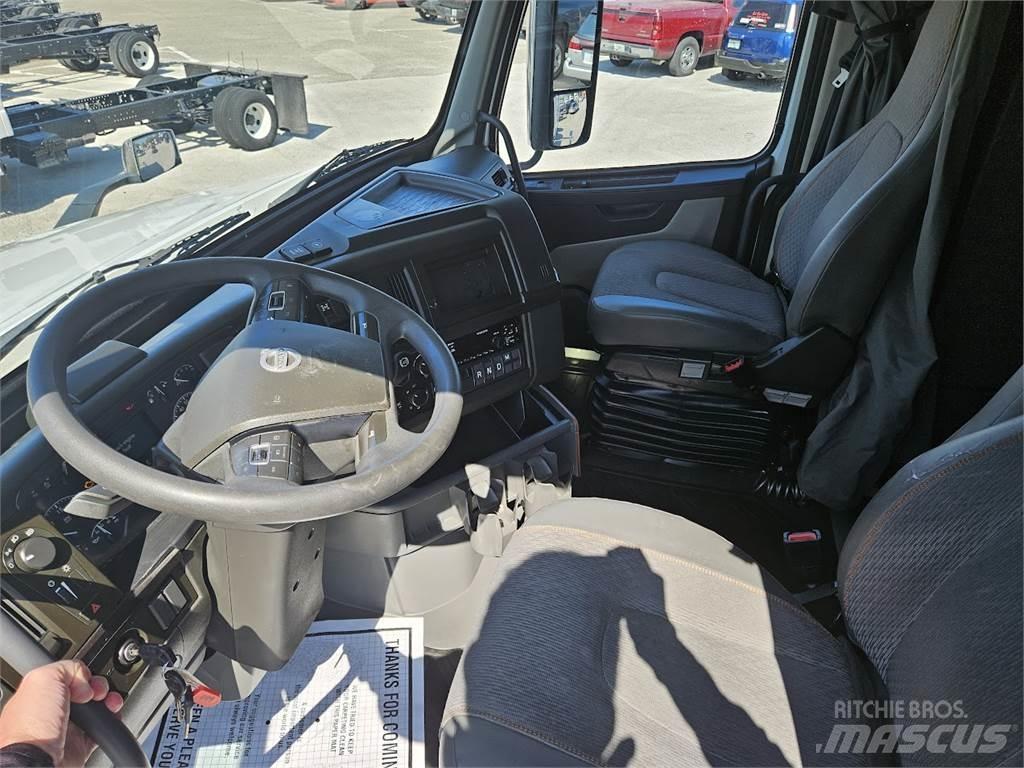 Volvo VNL64T860 Tractores (camiões)