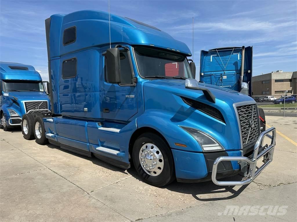 Volvo VNL64T860 Tractores (camiões)