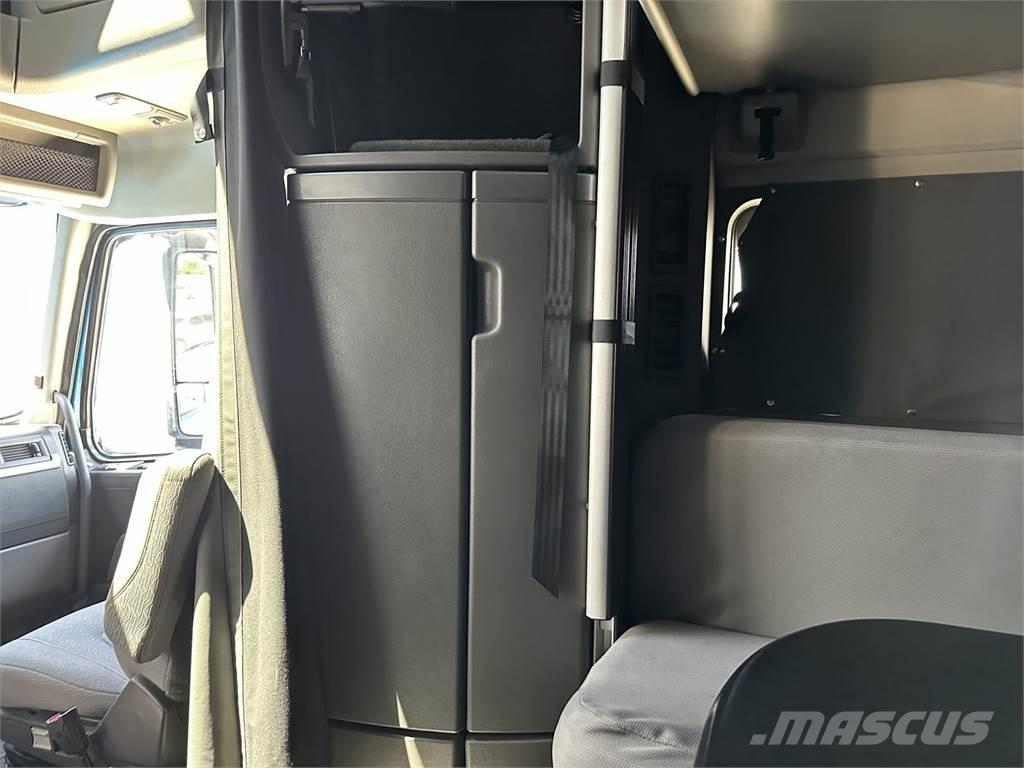 Volvo VNL64T860 Tractores (camiões)