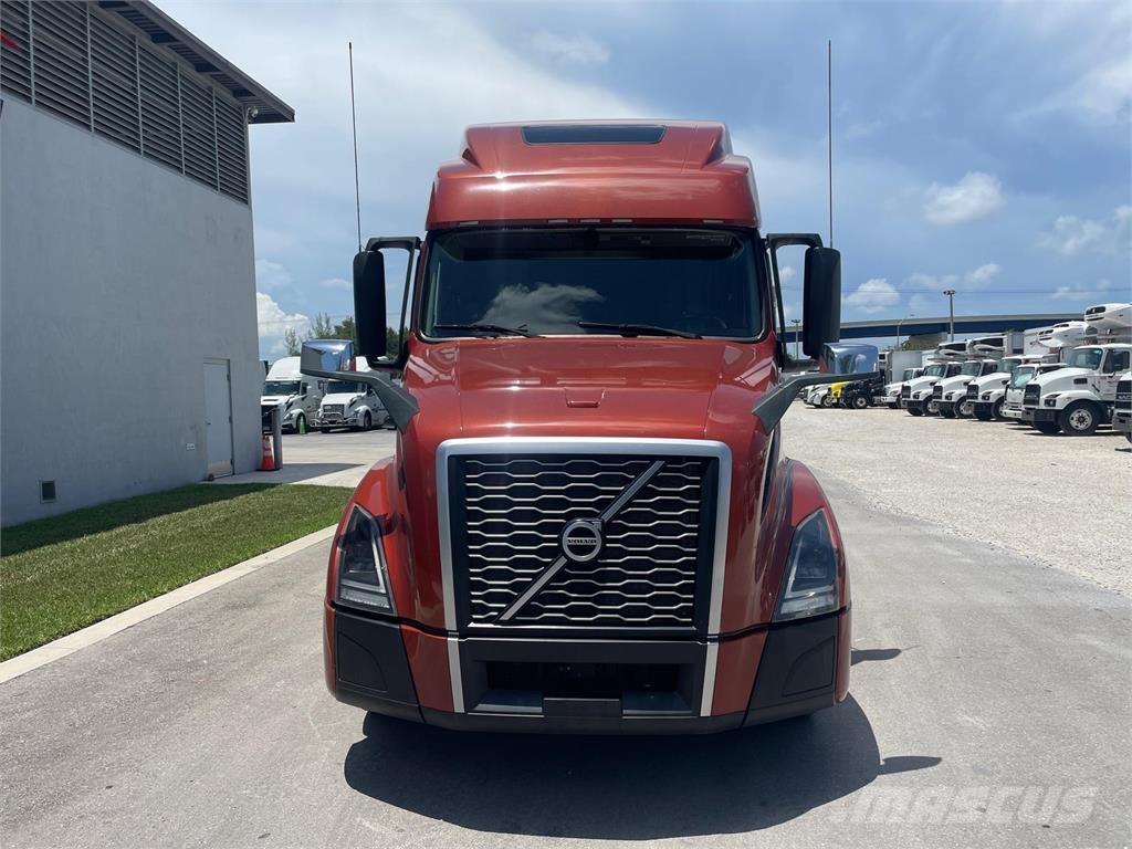 Volvo VNL64T860 Tractores (camiões)