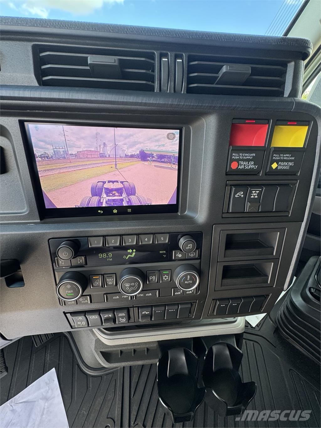 Volvo VNL64T860 Tractores (camiões)