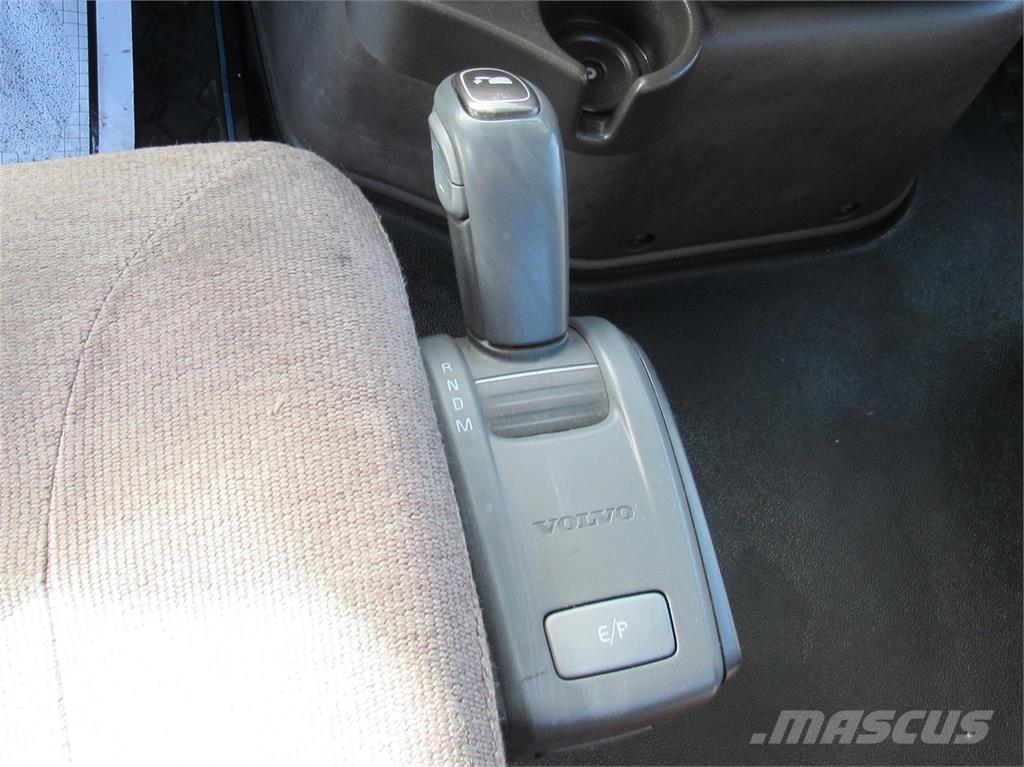 Volvo VNM64T300 Tractores (camiões)