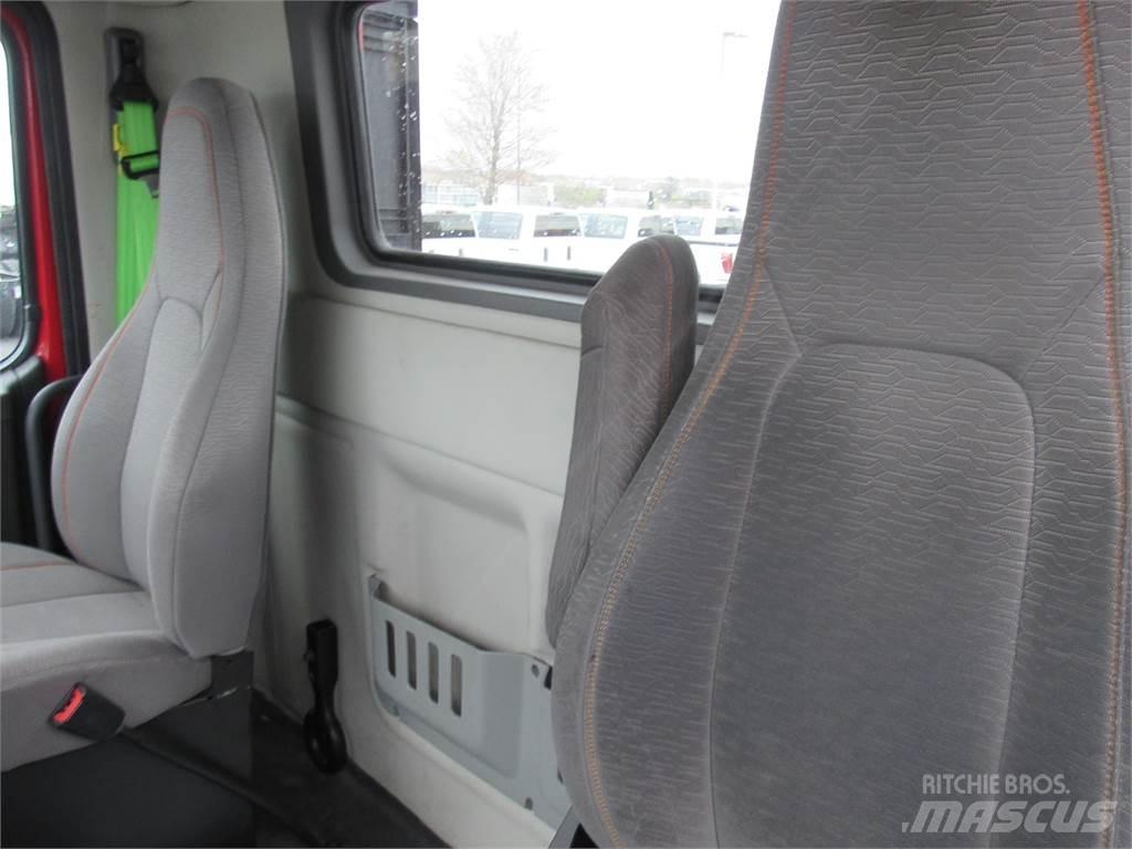 Volvo VNR64T300 Tractores (camiões)