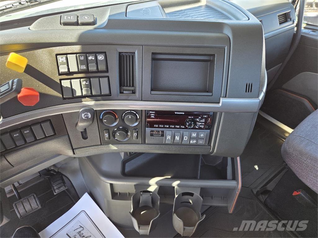 Volvo VNR64T300 Tractores (camiões)